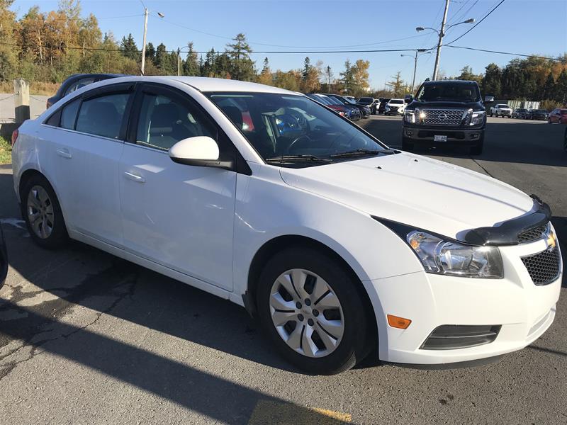 Pre-Owned 2014 Chevrolet Cruze 1LT Front Wheel Drive 4-Door Sedan